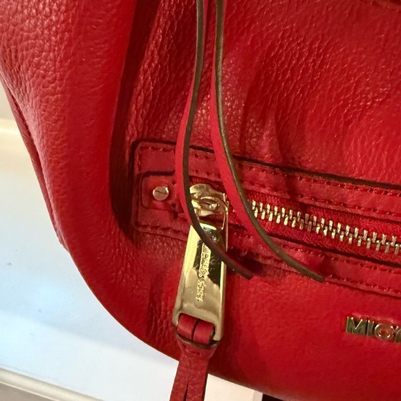Michael Kors Rhea Zip Red Hobo medium bag - Picture 6 of 14